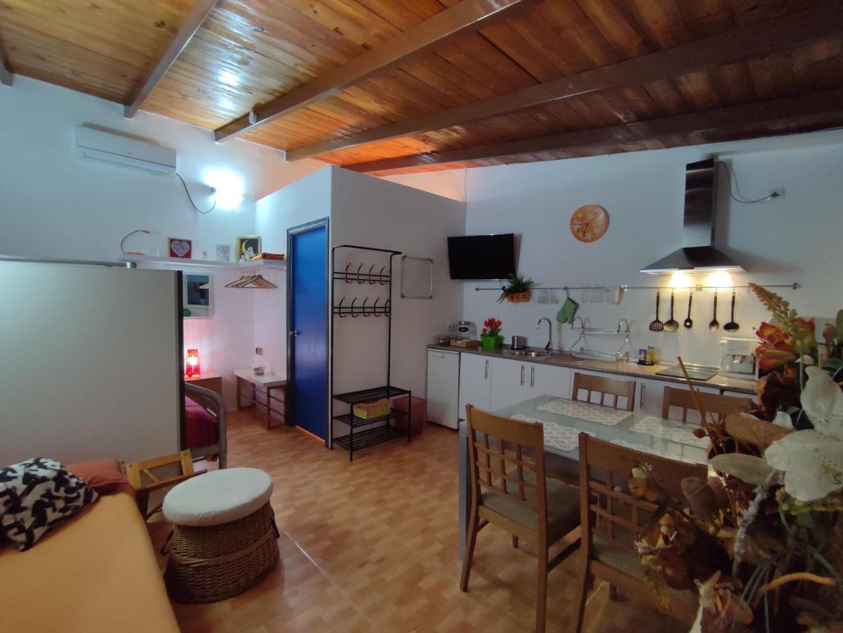 Apartamento 1, Chalet Manzano a 15 de Sevilla, a 30 del Aeropuerto de Sevilla Villanueva del Ariscal Exterior foto